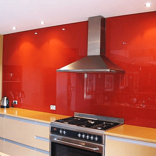 Lacquered Glass Kitchen Backsplash for Modern Interiors
