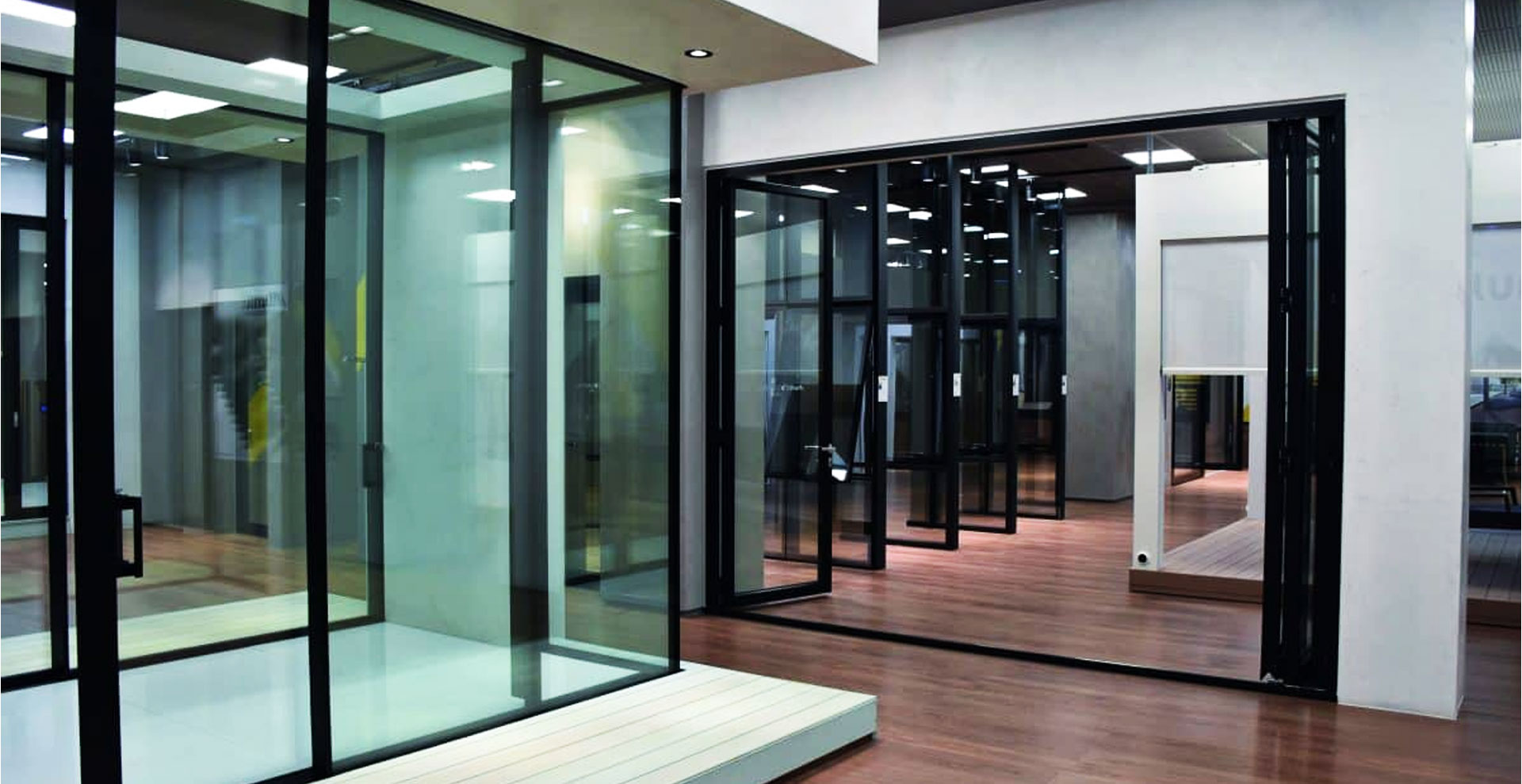Glass and aluminium works in Delhi for offices and residences